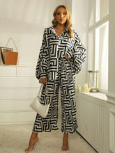 Women Geometric Print Bat Sleeve Shirt And Wide Leg Pants Casual Suit, Autumn